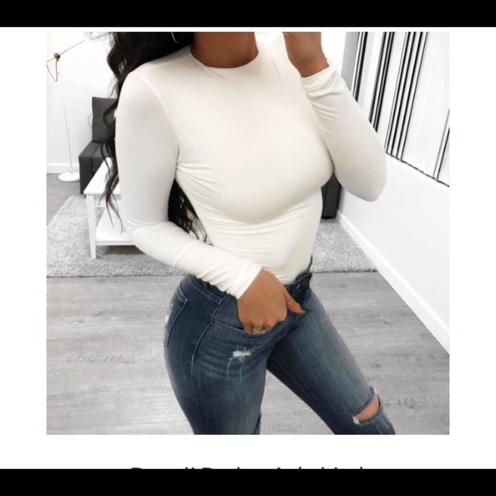 Whit body suit brand new